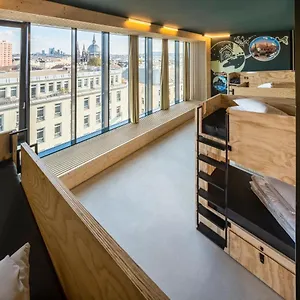 hotellátogatás